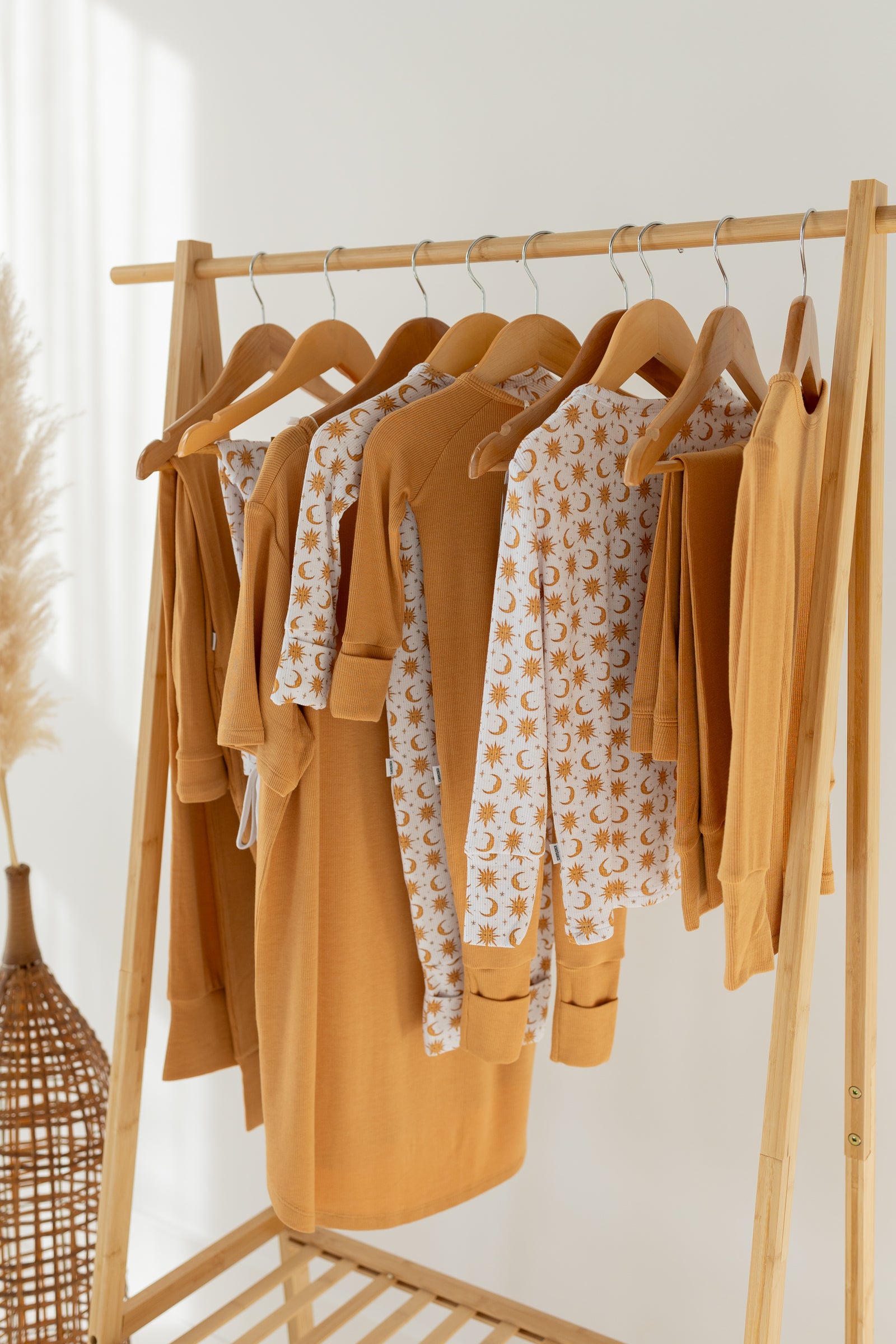 Solids and Neutrals