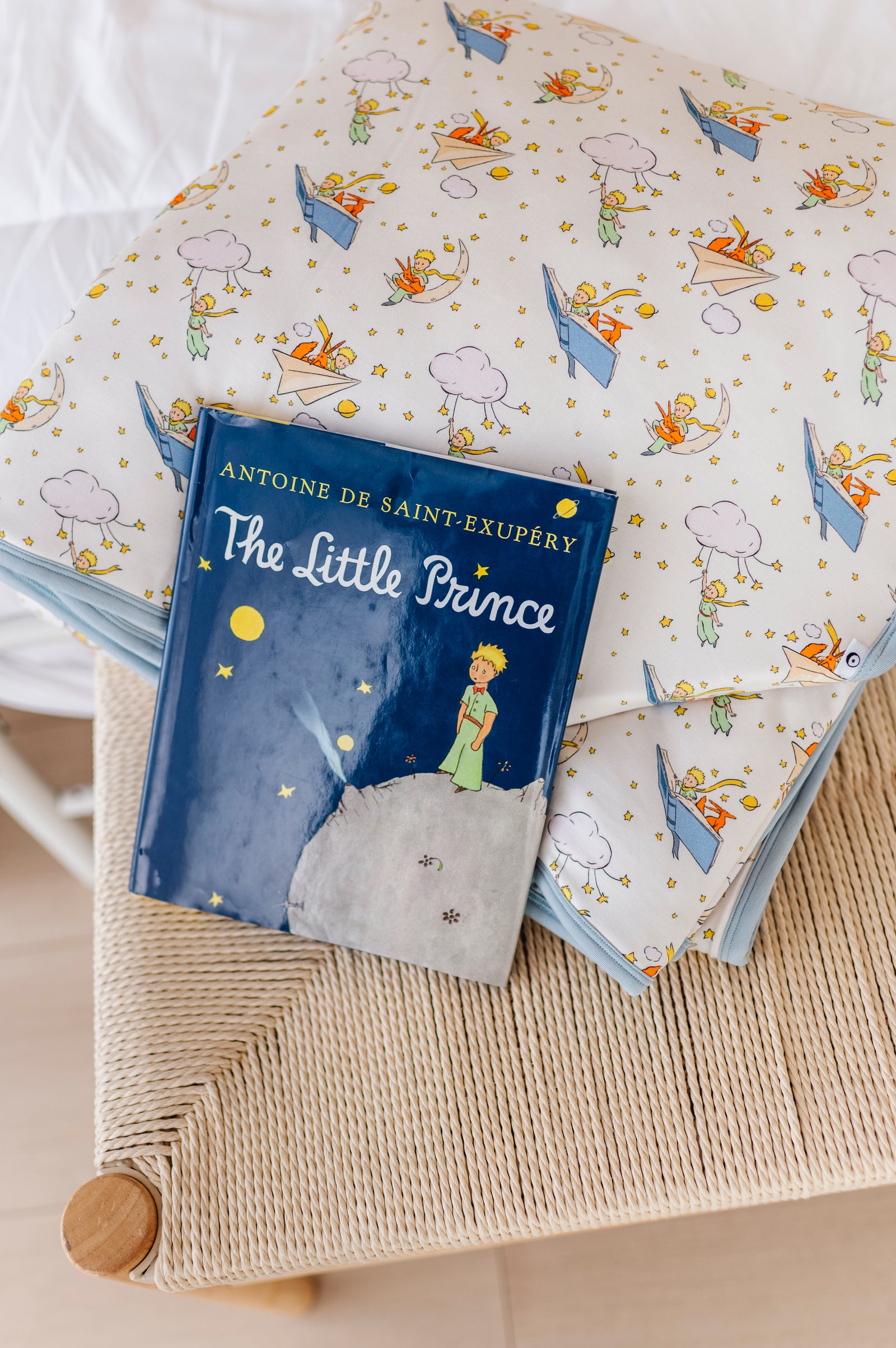 The Little Prince® Fly Away Quilted Oversized Blanket