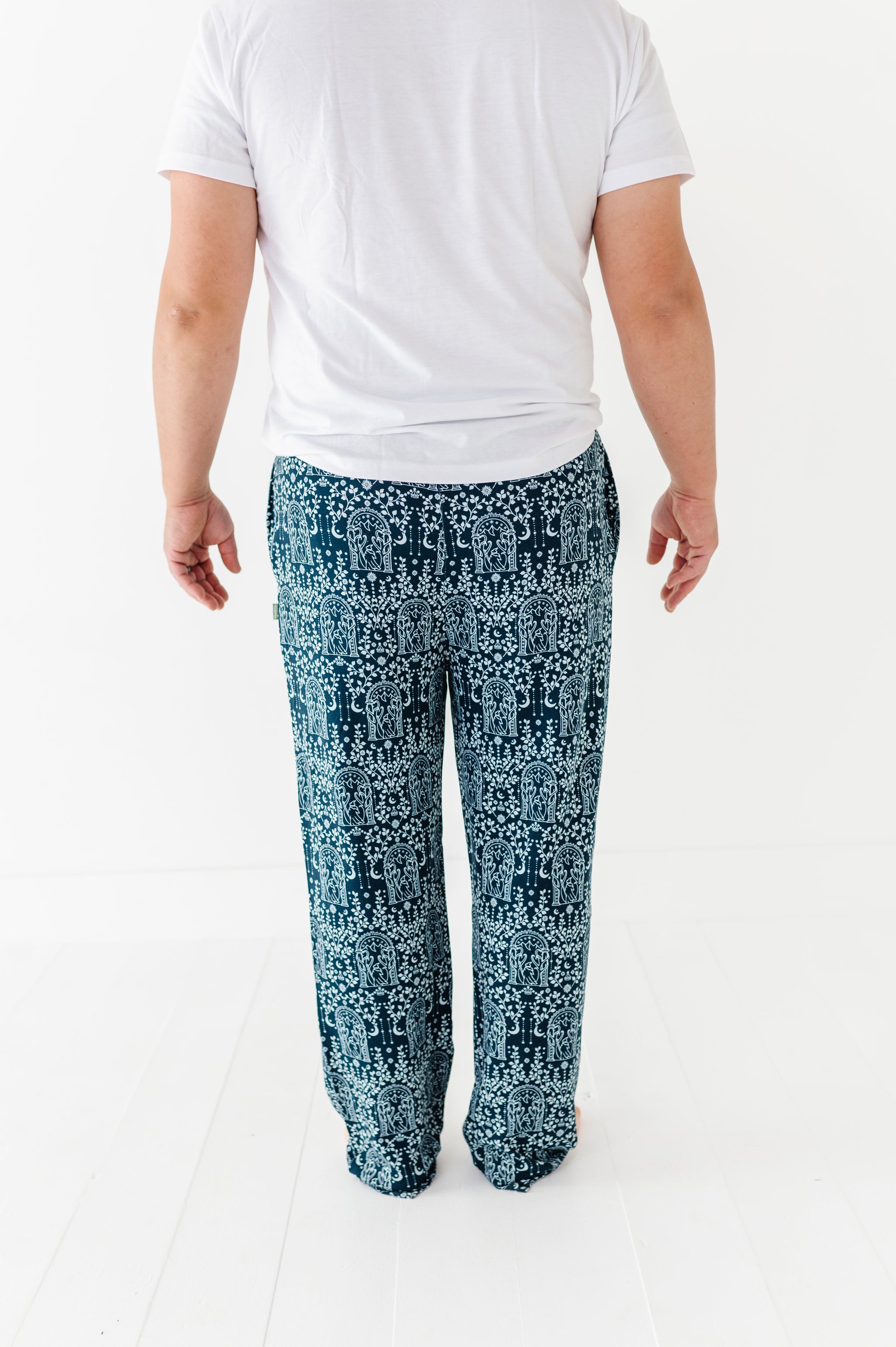 The Lord of the Rings™ Men's Relaxed Leg Pants