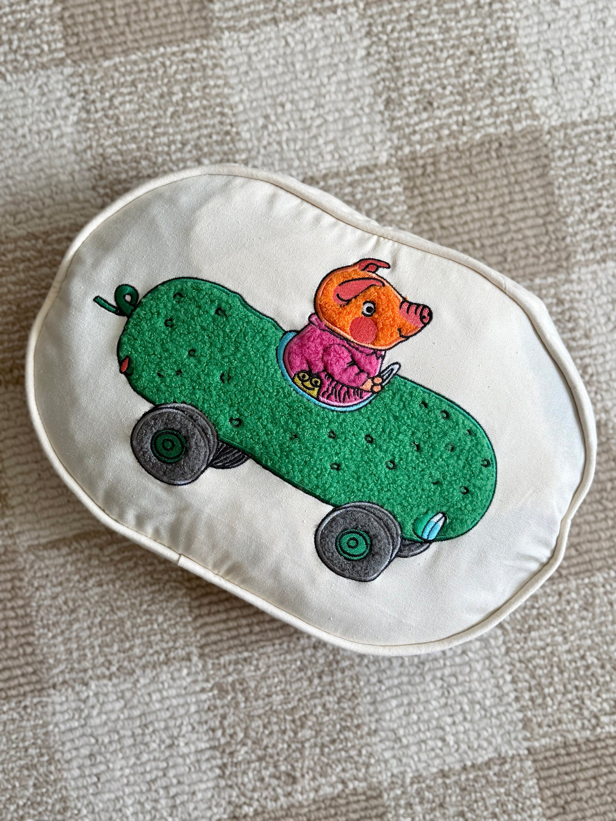 Richard Scarry's Busyworld™ Pickle Car Loopillo™