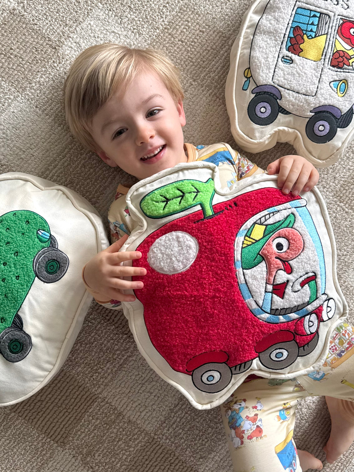 Richard Scarry's Busyworld™ Lowly Worm Apple Car Loopillo™