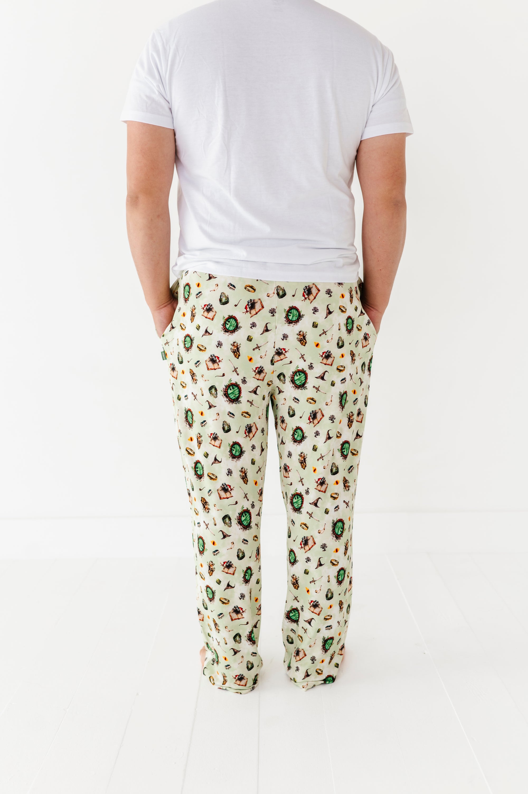 The Lord of the Rings™ Men's Relaxed Leg Pants