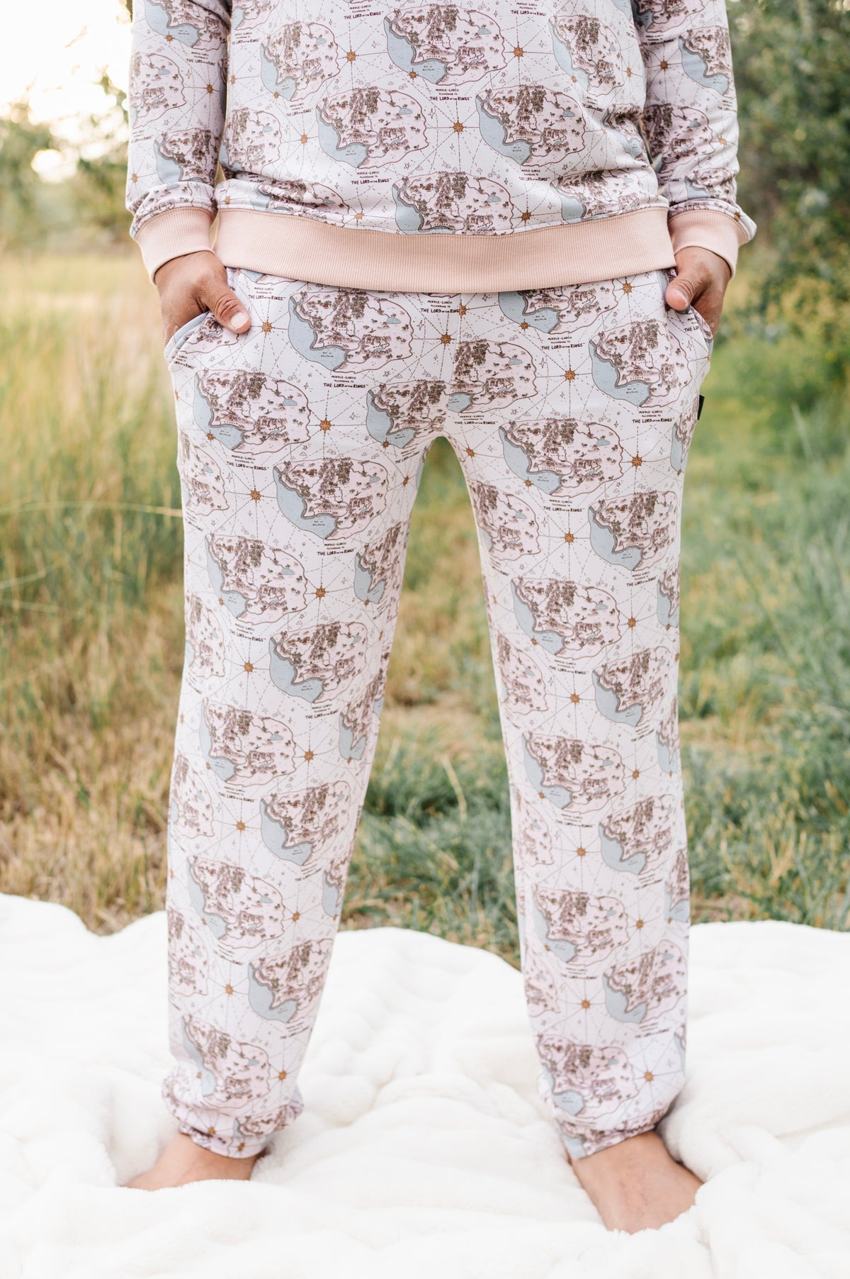 The Lord of the Rings™ Tiny Map Adult Dreamwalker Joggers