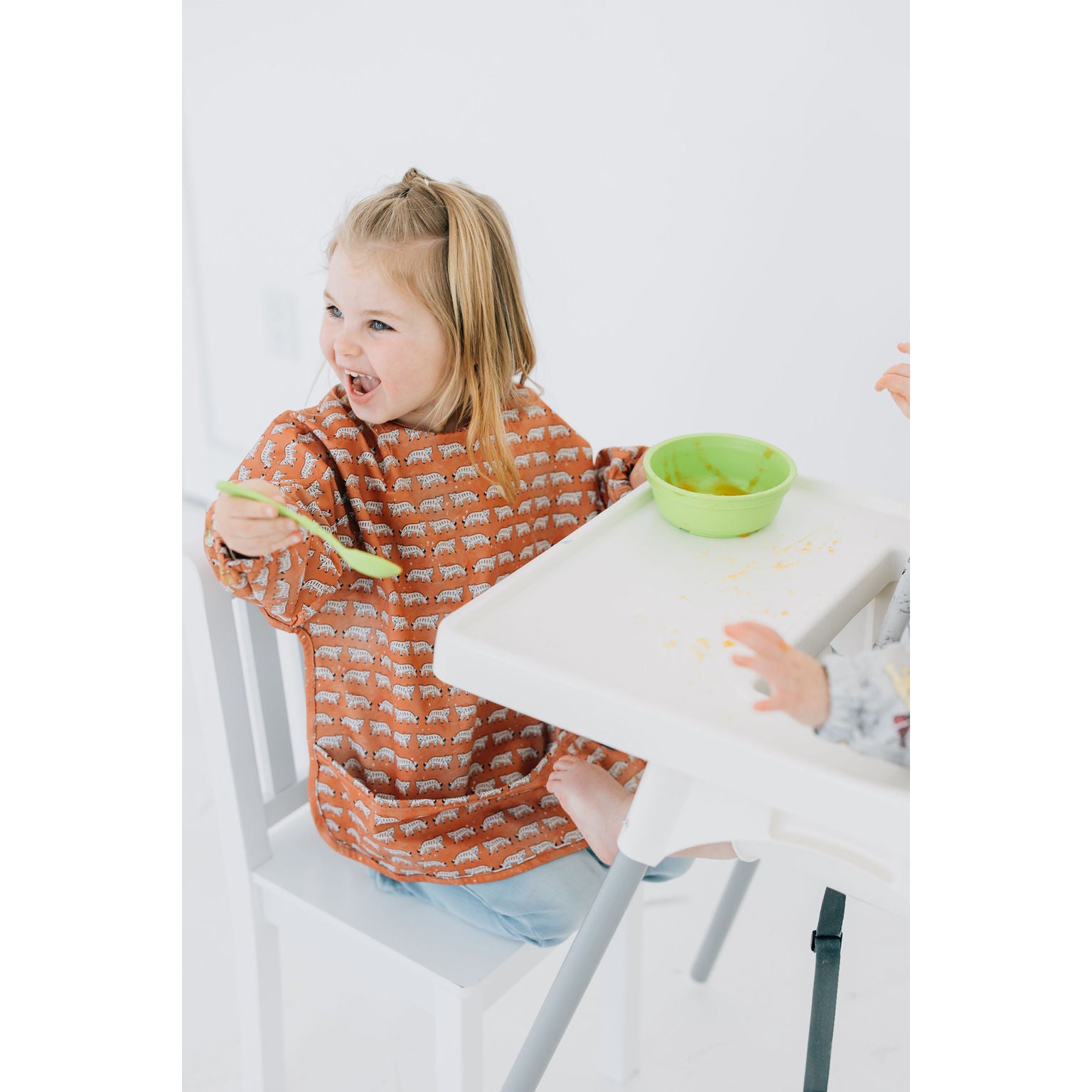 Planetarium Long Sleeve Recycled Plastic Smock Bib