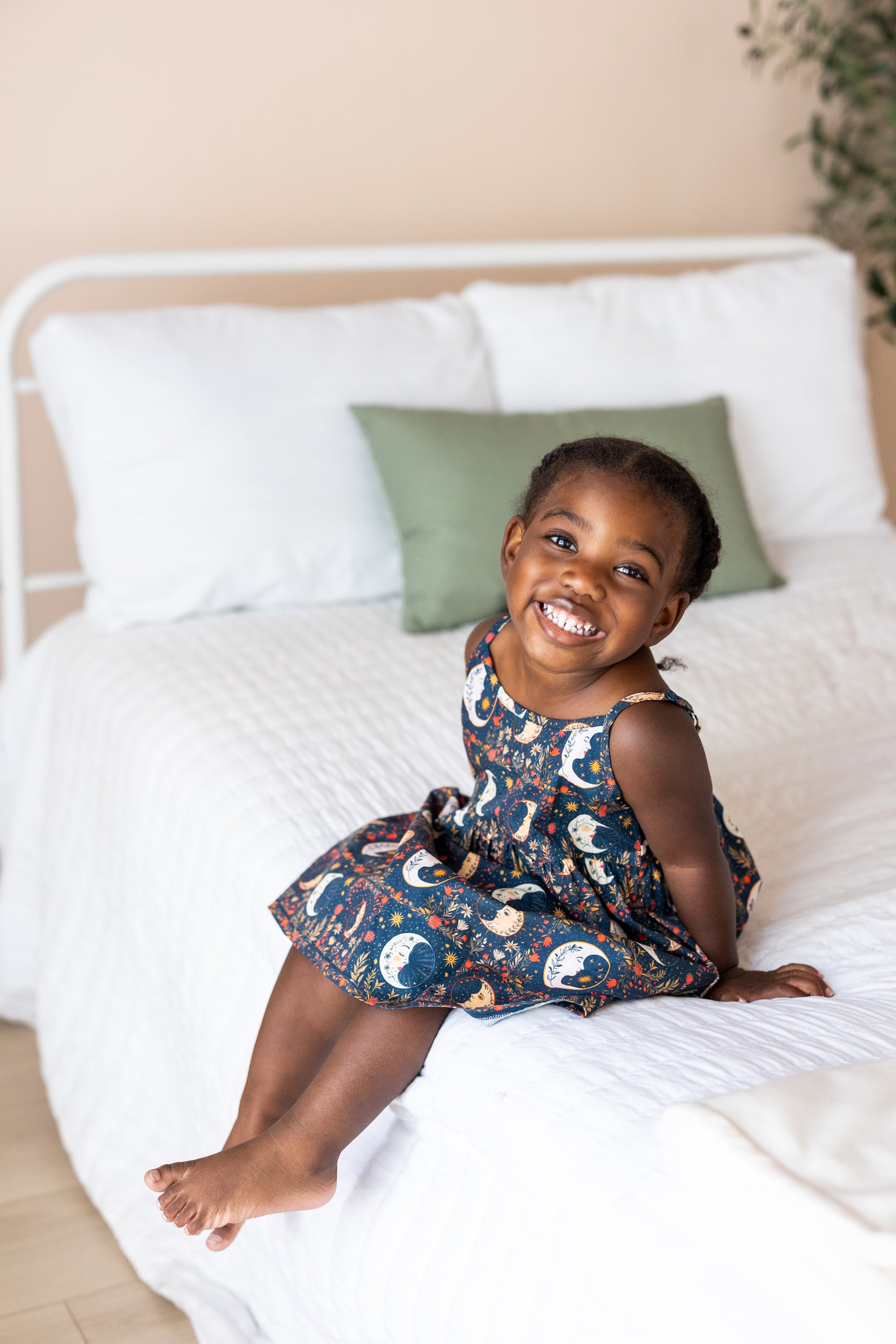 Boho Moons Kids Wander Dress (Little Kid)