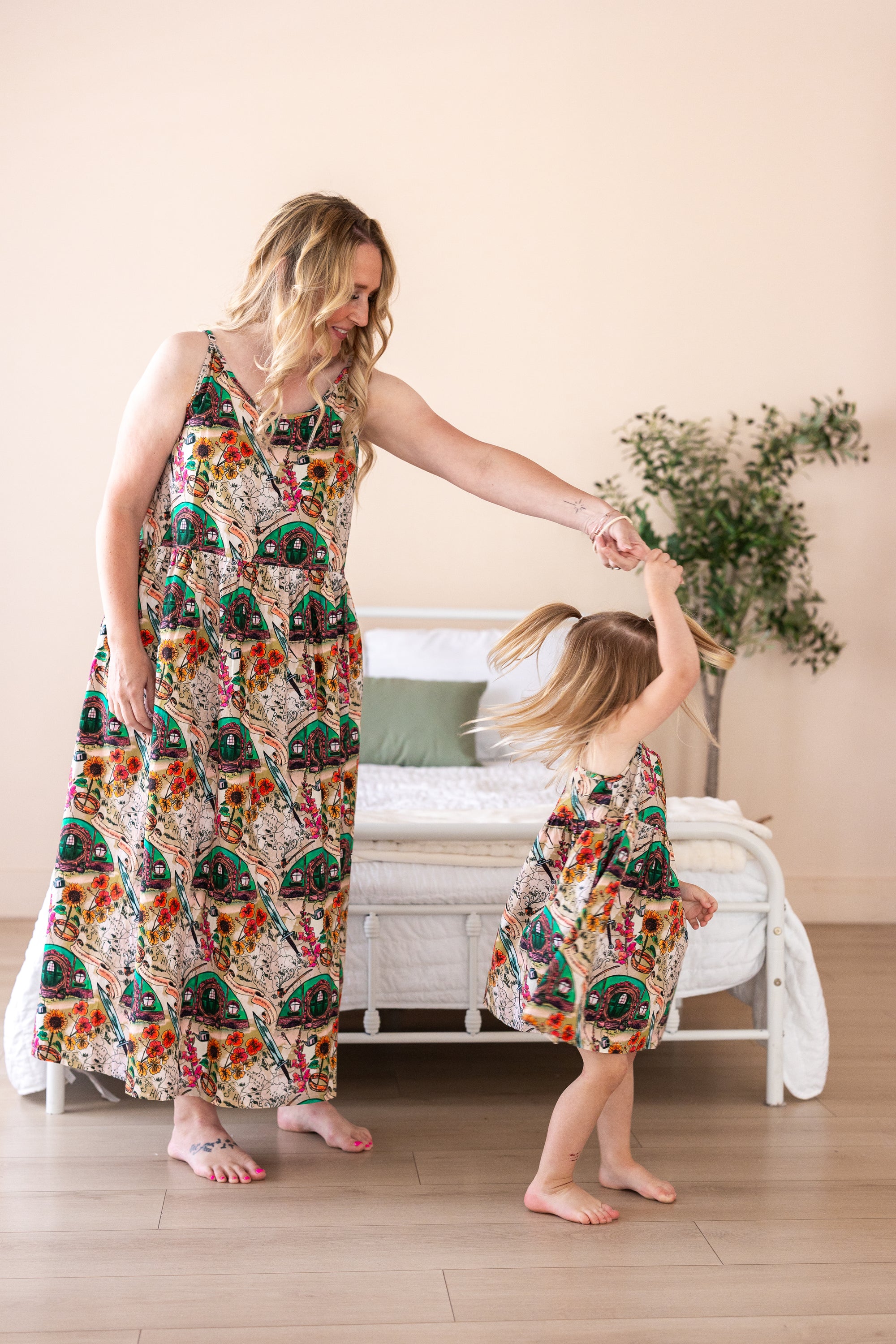 The Lord of the Rings™ Map of the Shire Kids Wander Dress (Little Kid)